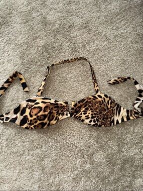 VENUS cheetah Print Bikini Top in Brown, Tan & Black